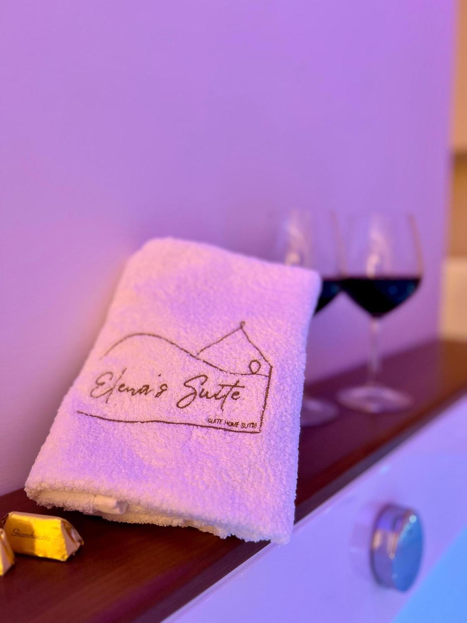 Elena'S Suite Sutri Luaran gambar