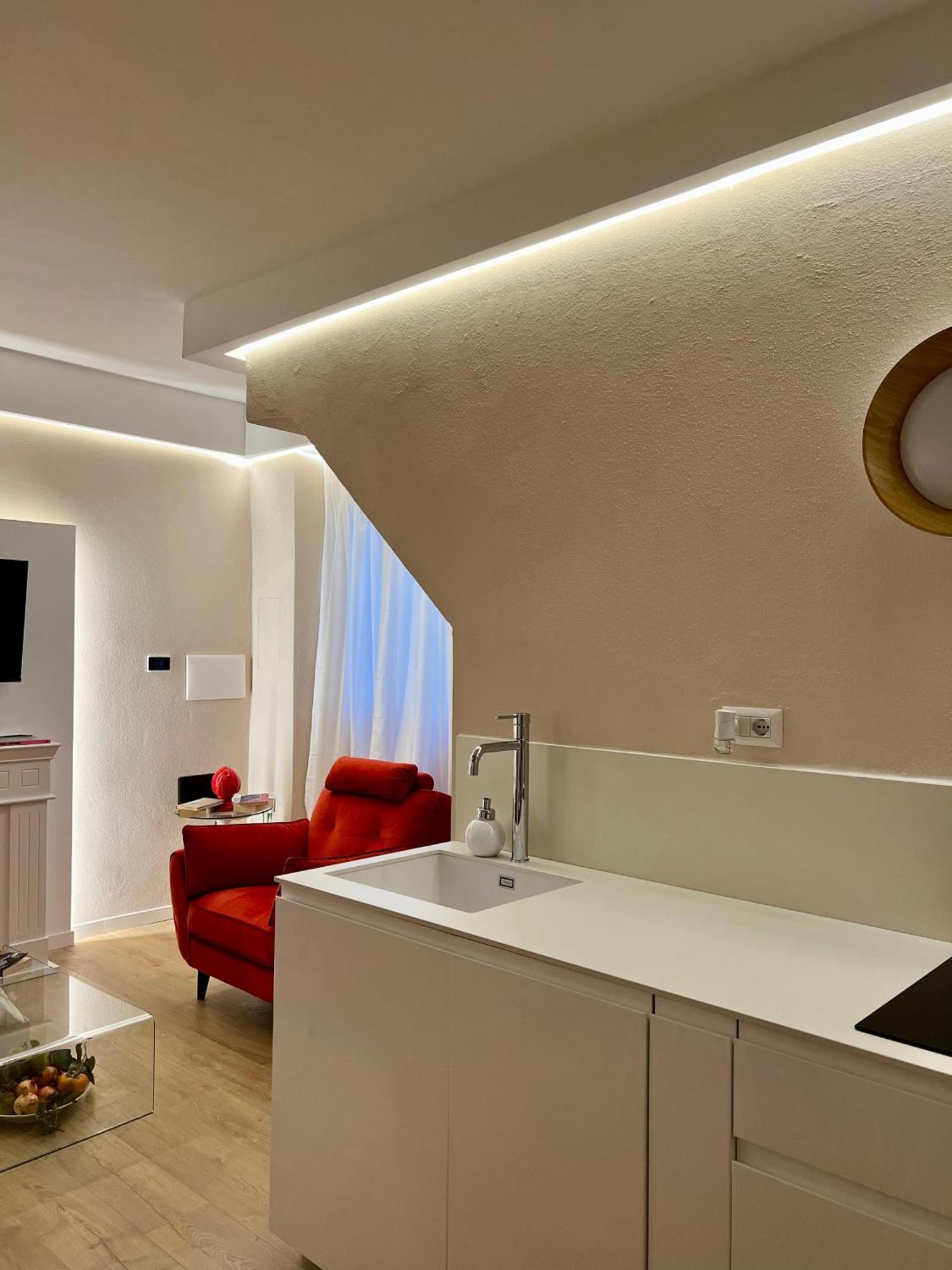 Elena'S Suite Sutri Luaran gambar